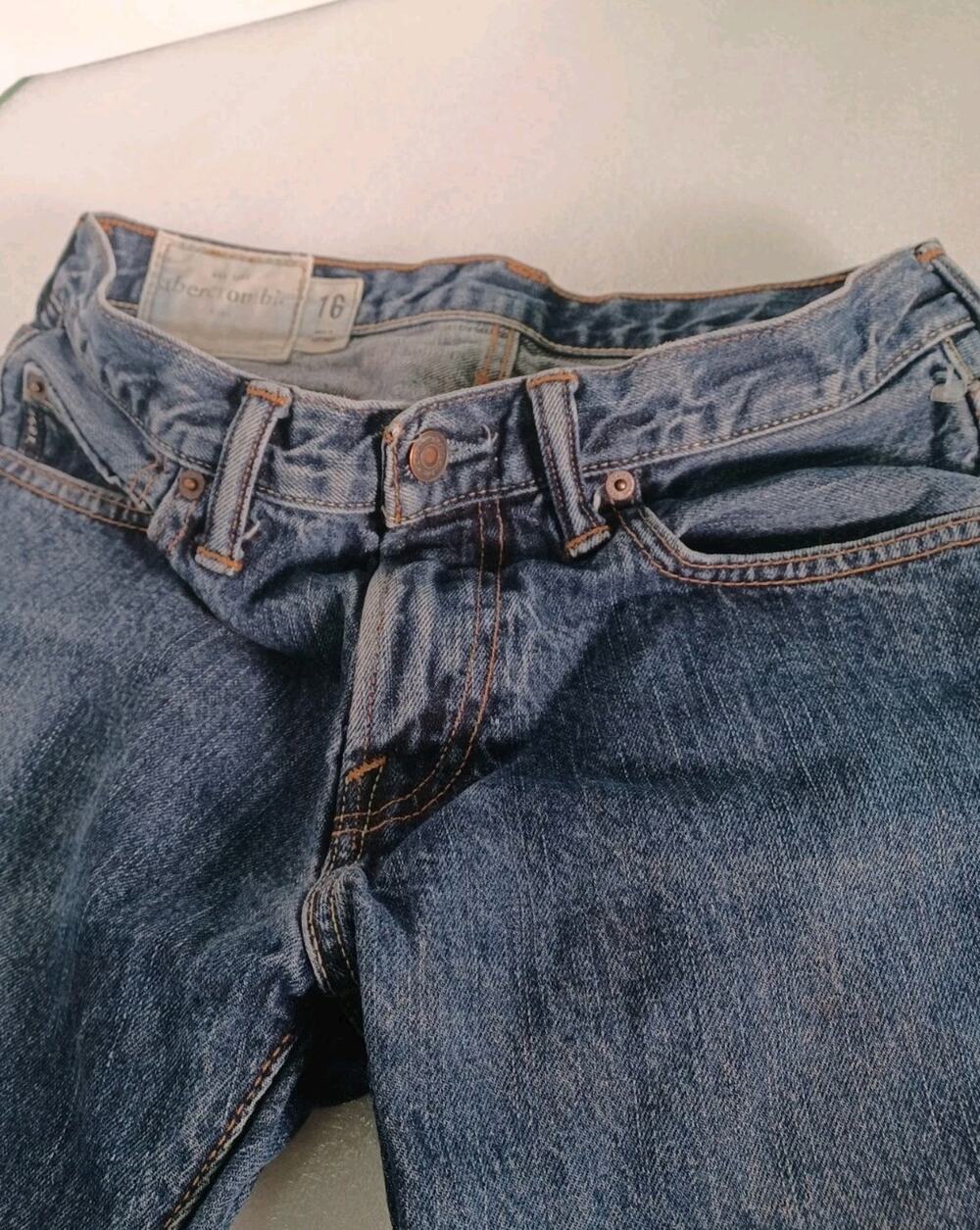 Boys/Kids Abercrombie & Fitch Jeans Light Blue Distressed Sz 14 - 22"